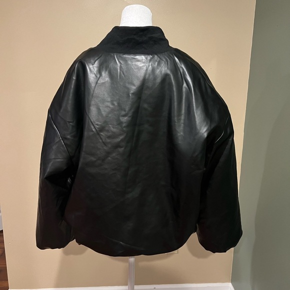 BY.DYLN. Atticus Faux Leather Bomber Jacket Black Size M Trendy Fall - Picture 4 of 8